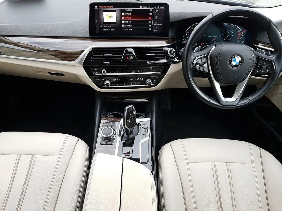 BMW 5 Series 520d SE - Image 4