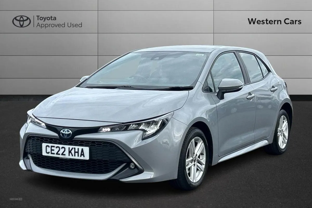 Toyota Corolla 1.8 Vvt-h Icon CVT Euro 6 (s/s) 5dr - Image 3