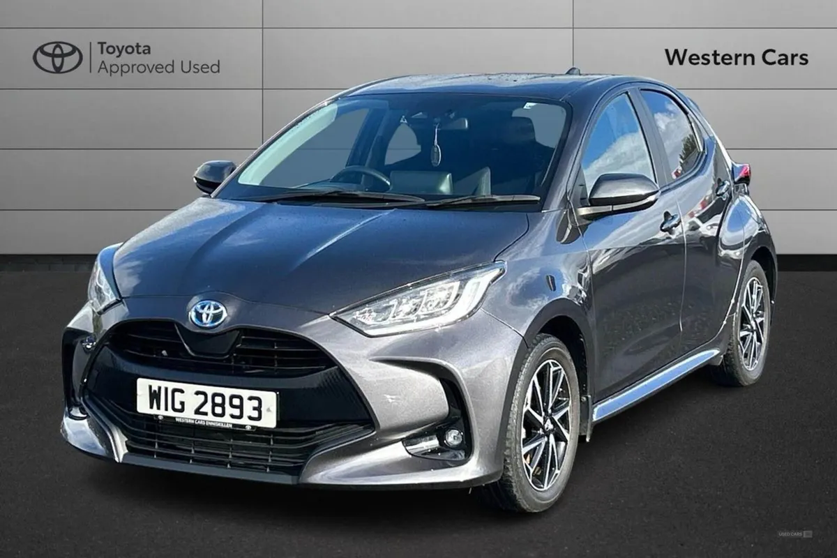 Toyota Yaris 1.5 Vvt-h Design E-cvt Euro 6 (s/s) - Image 3