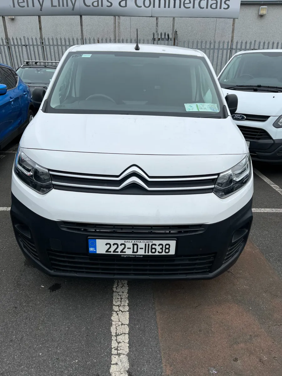 Citroen Berlingo 2022 - Image 2