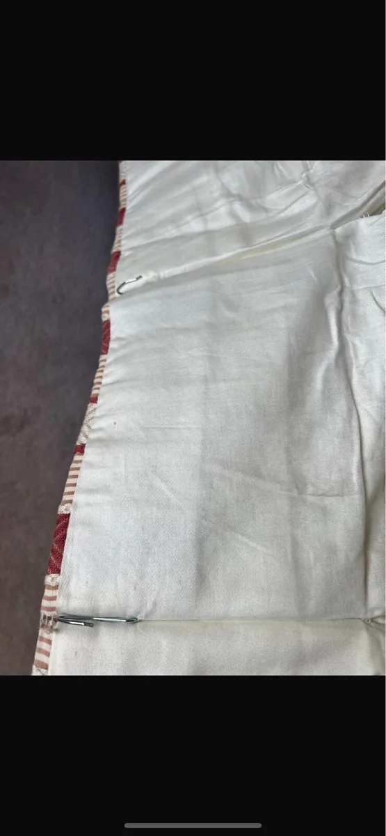 Stunning KA International Custom Curtain like new - Image 4