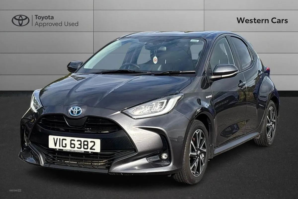 Toyota Yaris 1.5 Vvt-h Design E-cvt Euro 6 (s/s) - Image 3