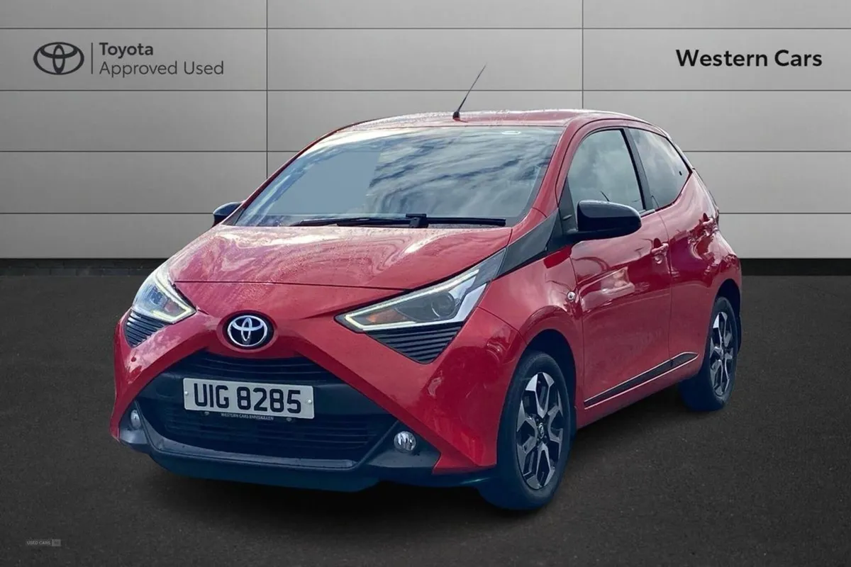 Toyota AYGO 1.0 Vvt-i X-trend Euro 6 5dr (safety - Image 3