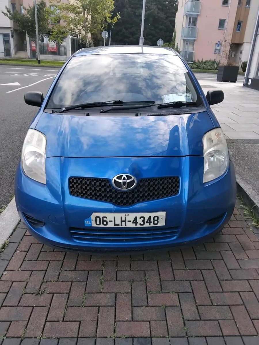 Toyota yaris - Image 1