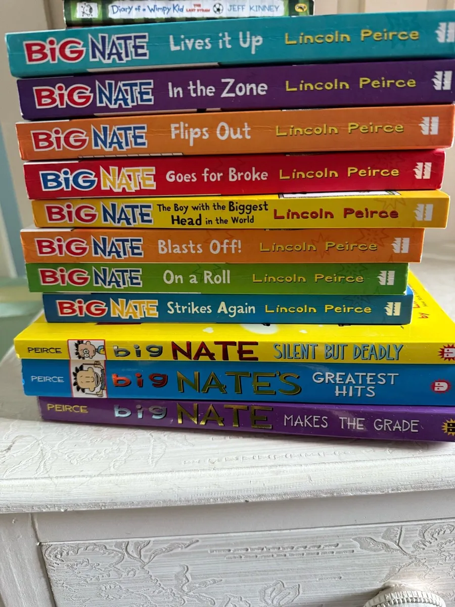 Diary of a wimpy kid, big Nate & marvel books - Image 2