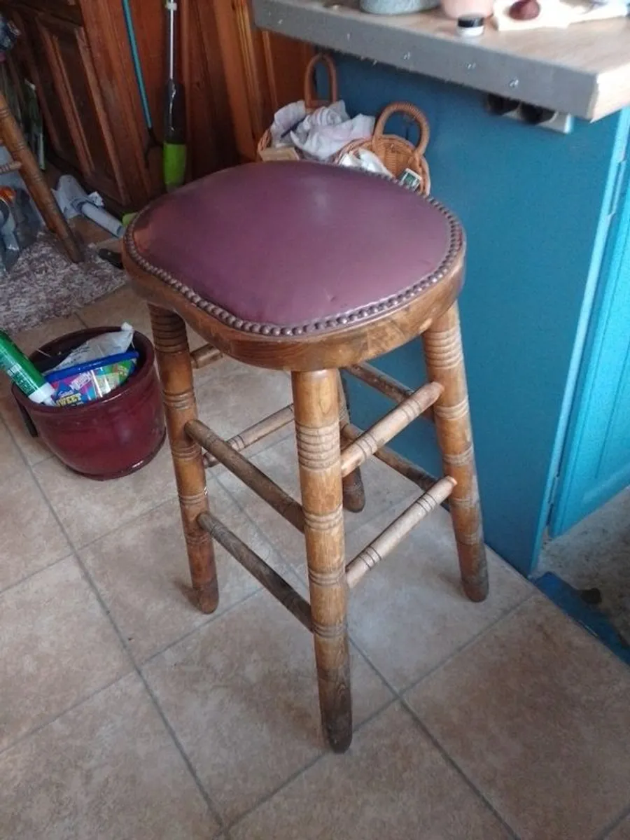 Vintage Oak bar stools pair - Image 2
