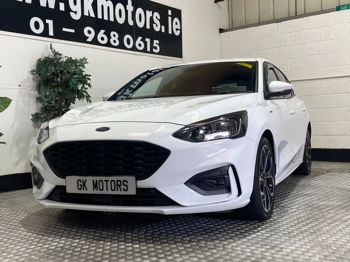 Ford Focus 2019//ST LINE///FINANCE AVAILABLE - Image 3