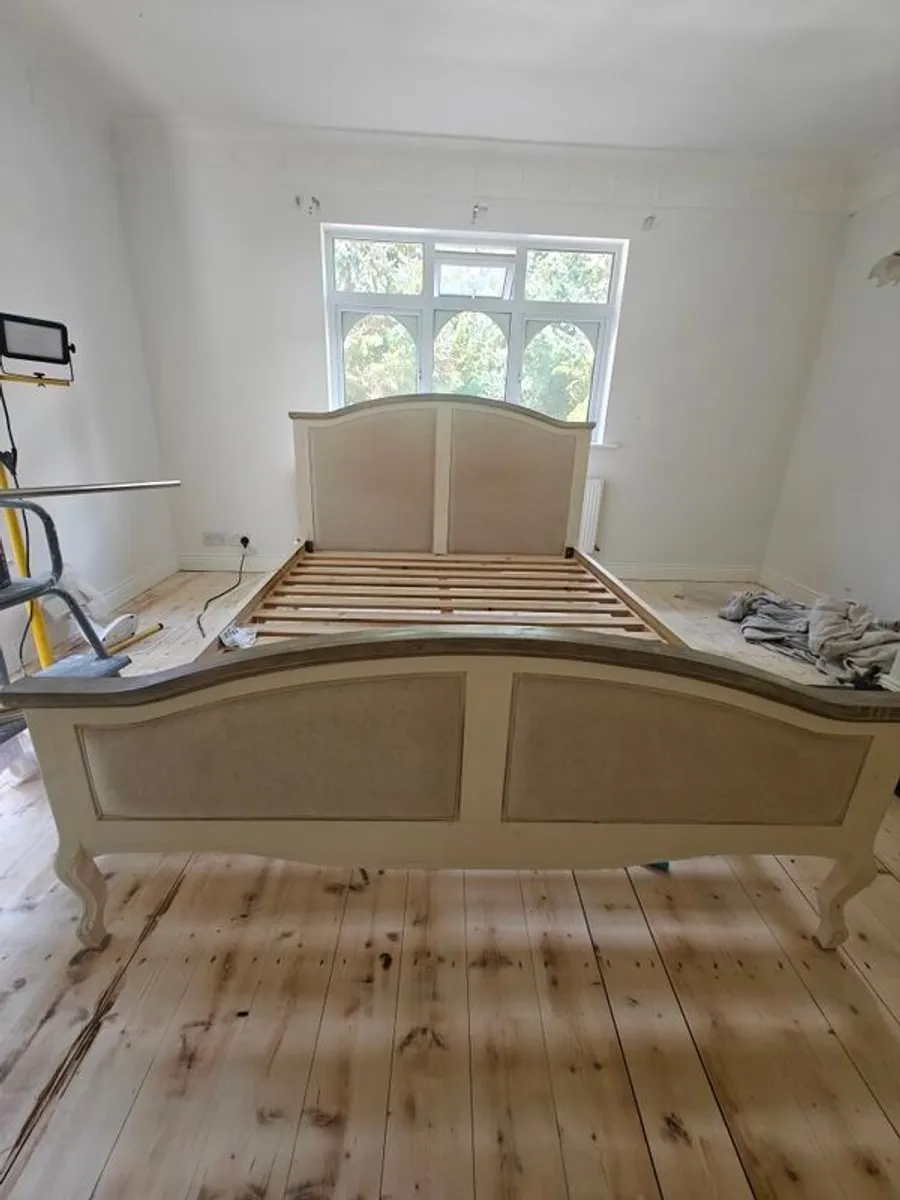 Harvey Norman King size bed - Image 1