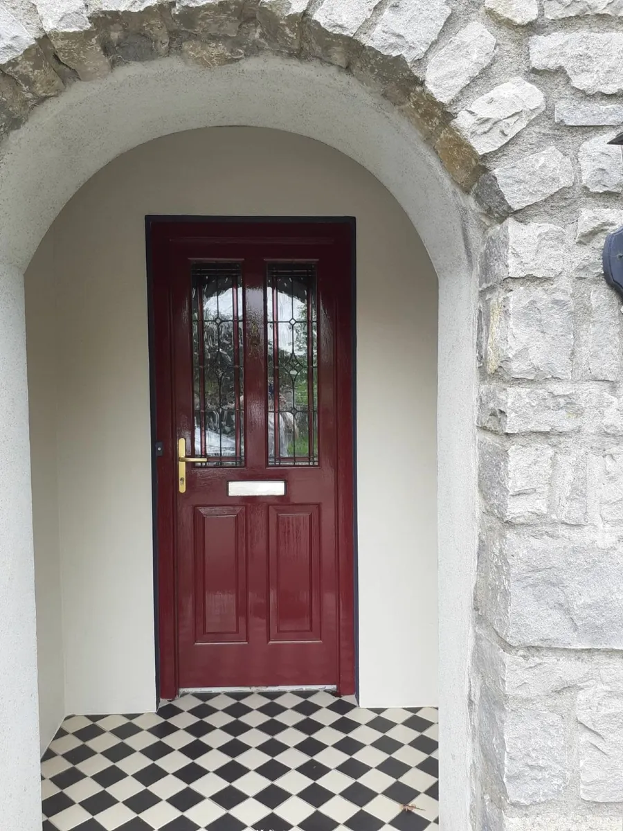 Front door - Image 2
