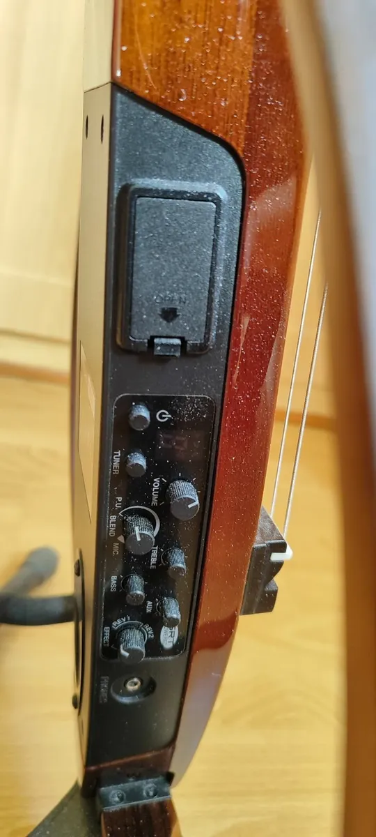 Yamaha SLG200NW NT – Silent (nylon, wide neck) - Image 3