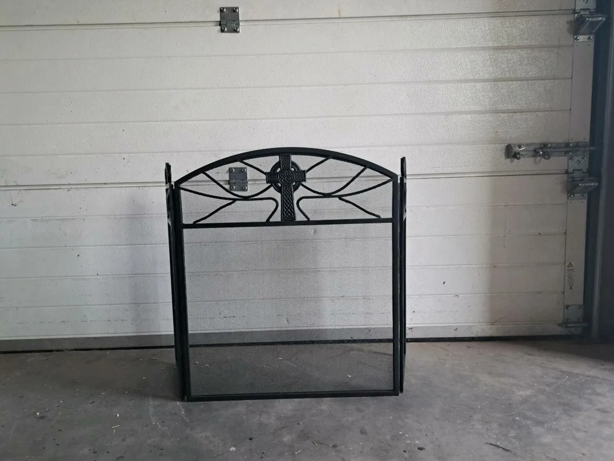 Fire guard - Image 1