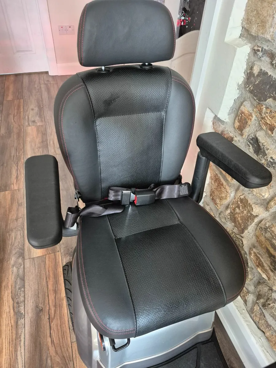 Mobility scooter - Image 4