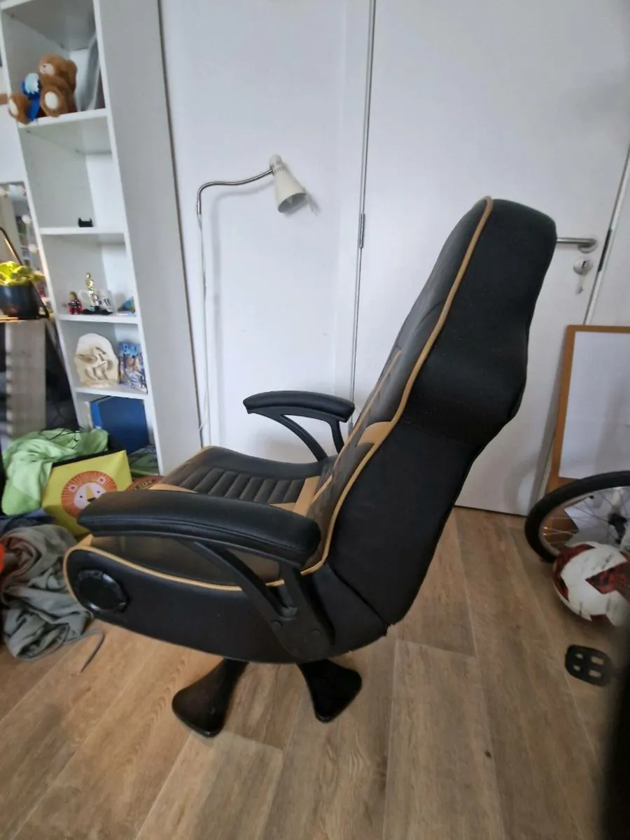 Rocket Gaming Chair - Image 2