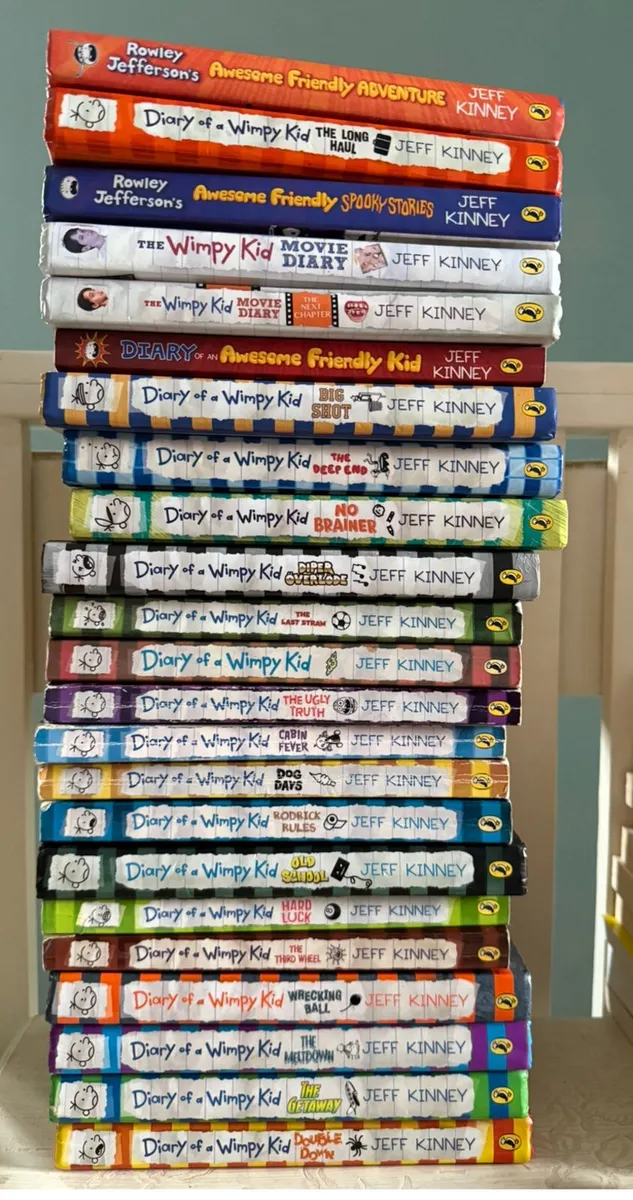 Diary of a wimpy kid, big Nate & marvel books - Image 1