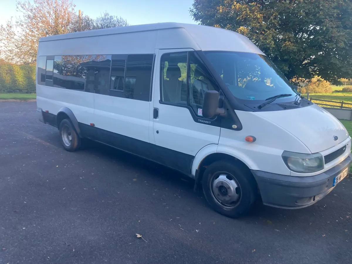 Ford transit 2005 16 seater - Image 1