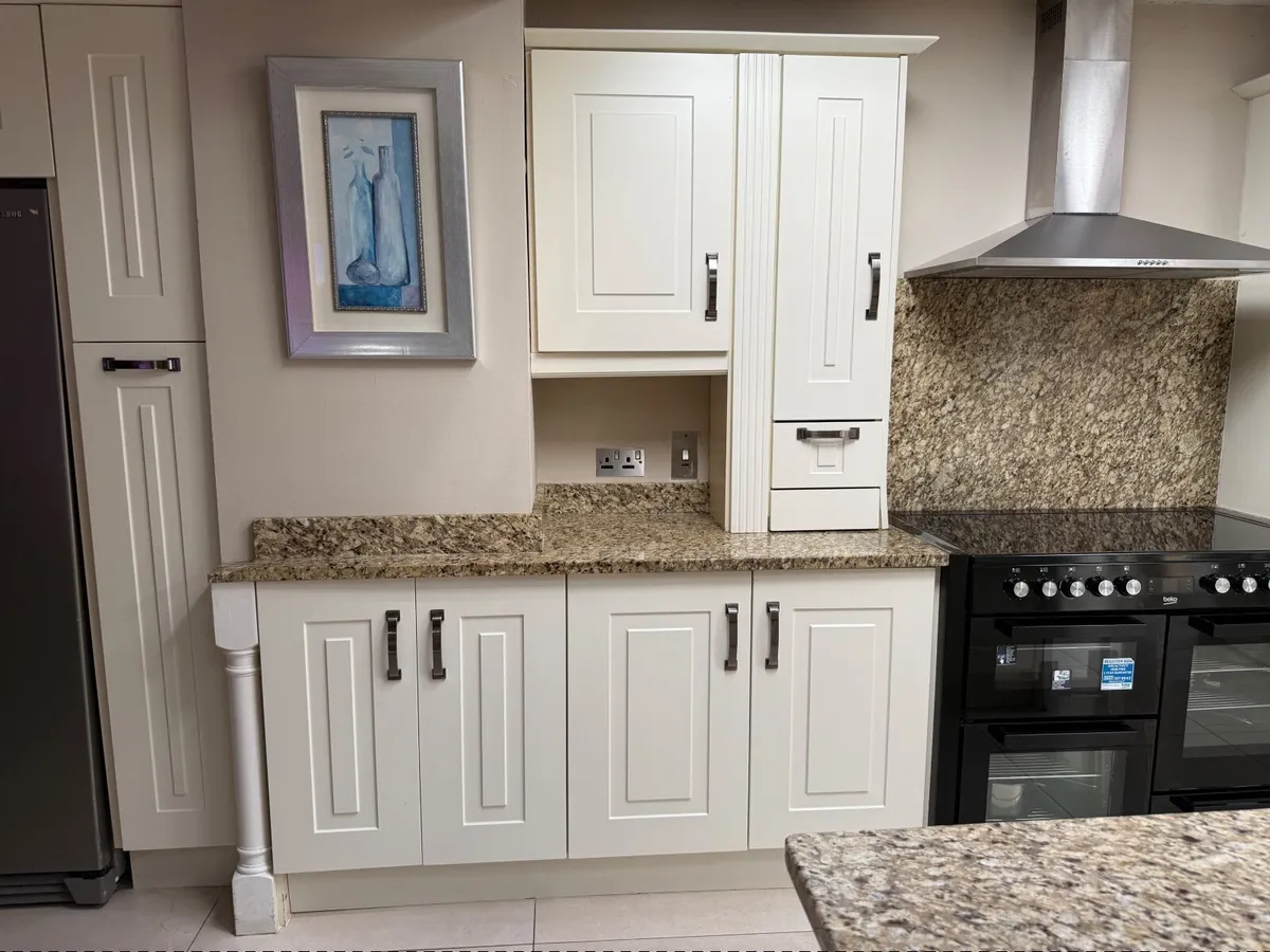 Kitchen - Image 2
