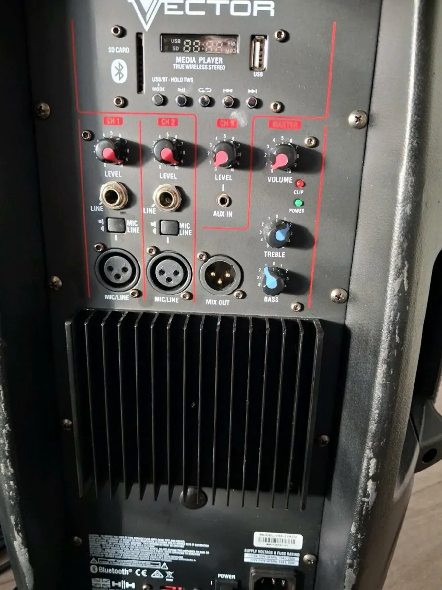 HH 800 watts each side speakers - Image 4
