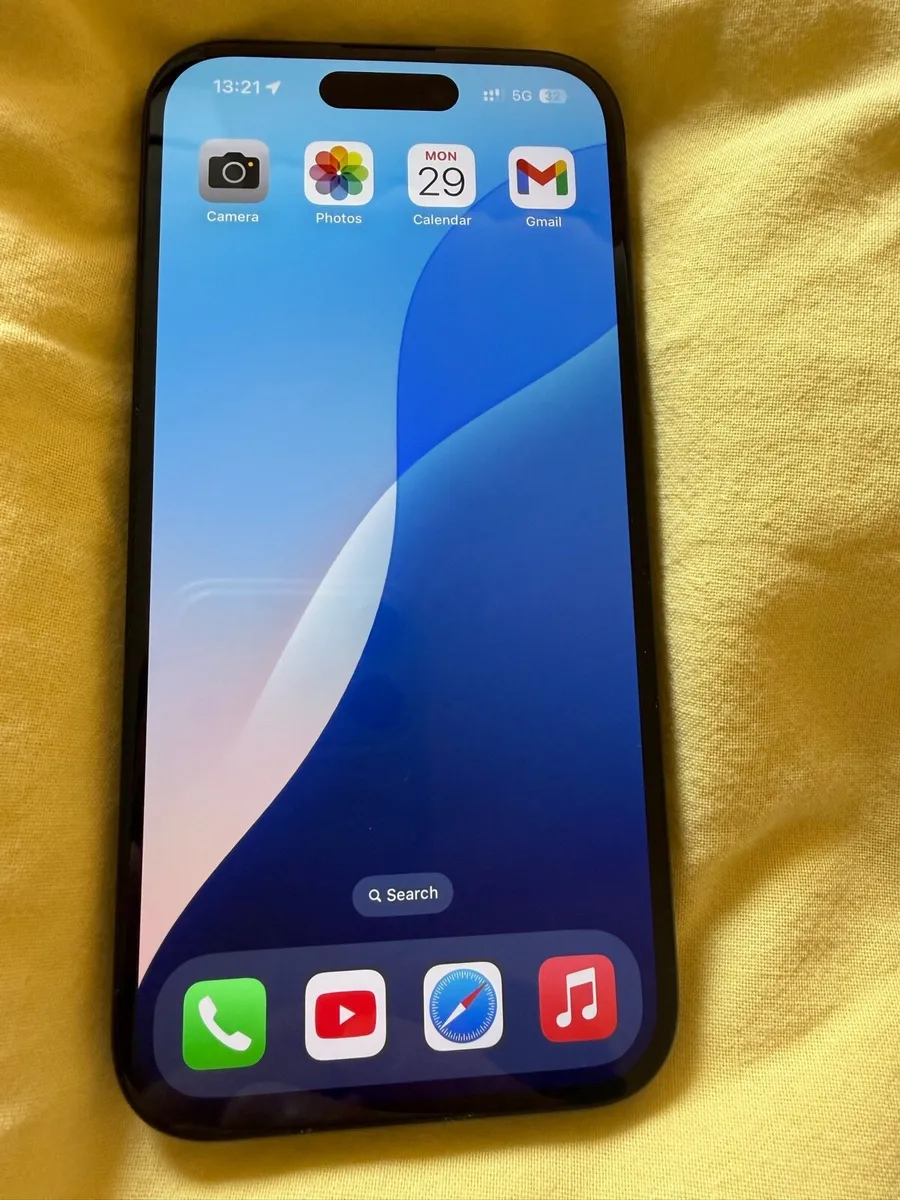 iPhone 16 256G - Image 4