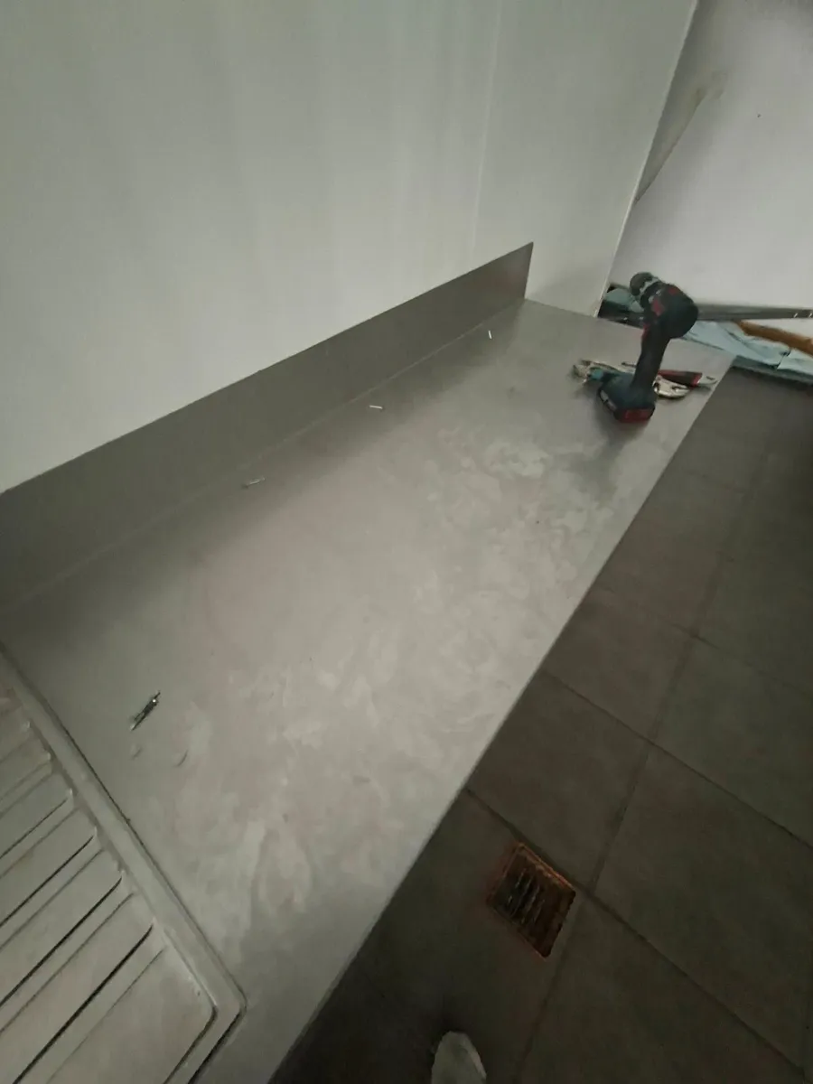 Shop fittings - Image 2