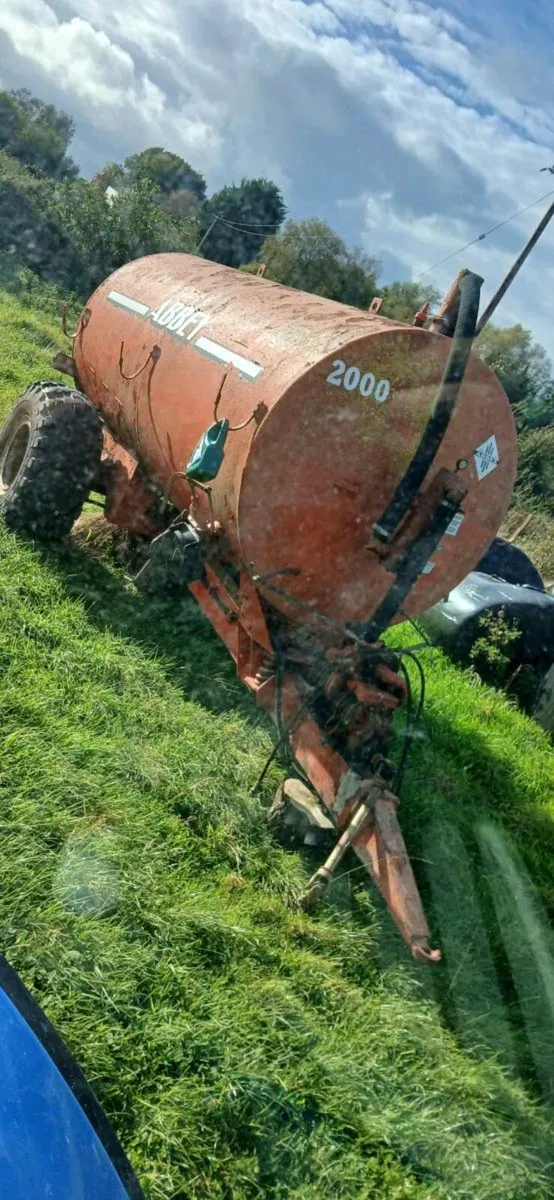 Abbey 2000 gallon slurry tank - Image 2