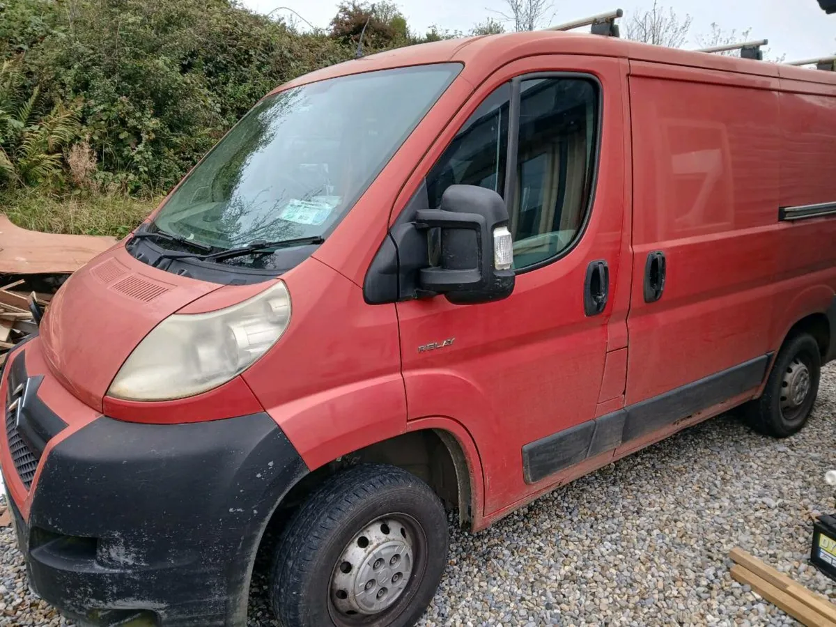 Van - Image 2