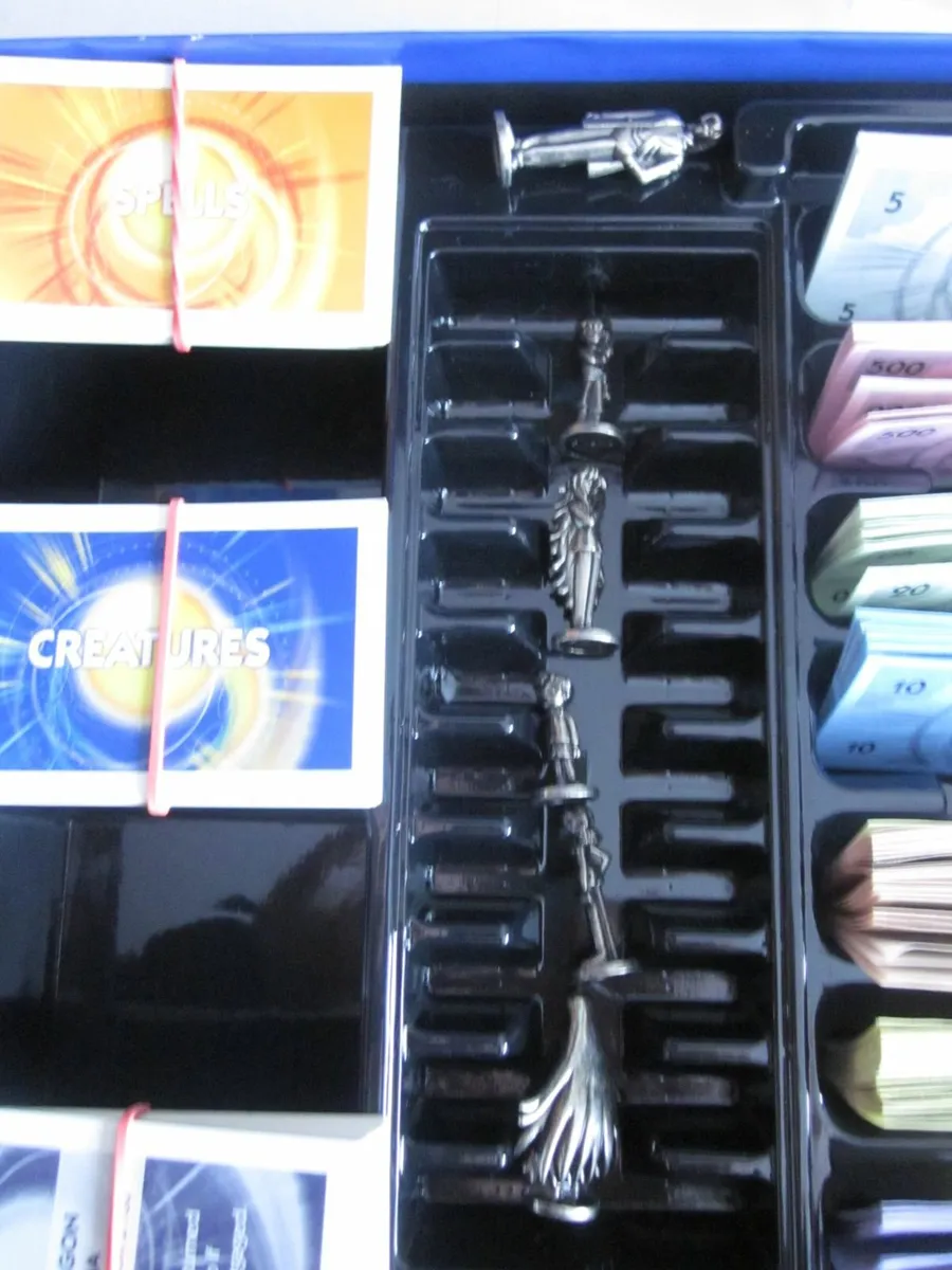 Monopoly Duel Masters Game Special Edition - Image 4