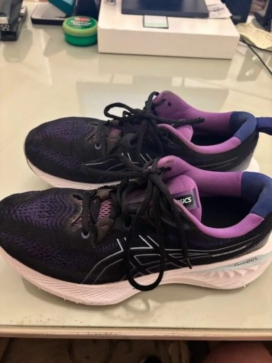 Asics  - Gel Cumulus Runners - Image 2