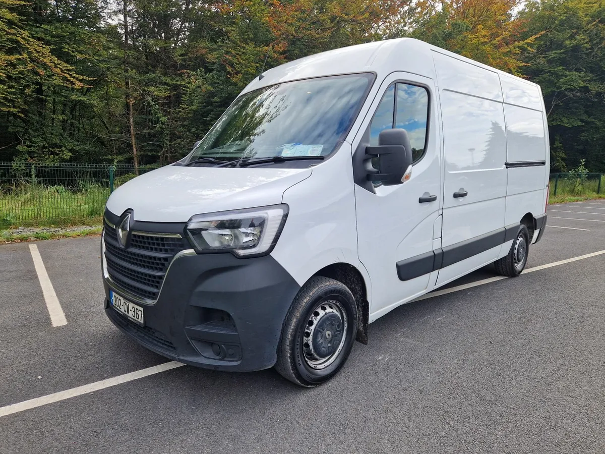 Renault Master 2020 - Image 1