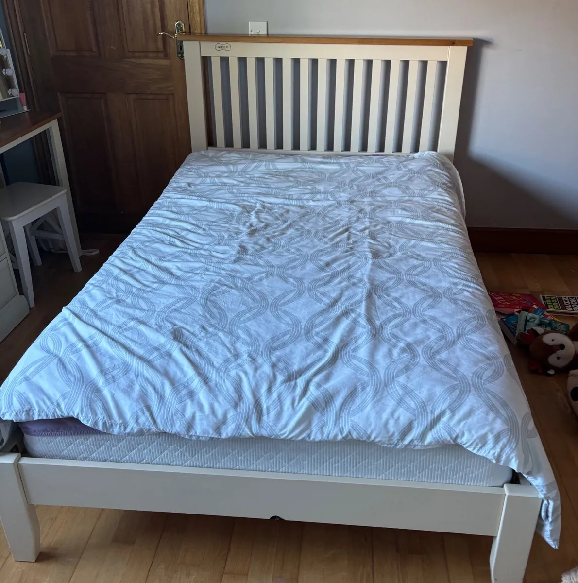 Beds - Image 1