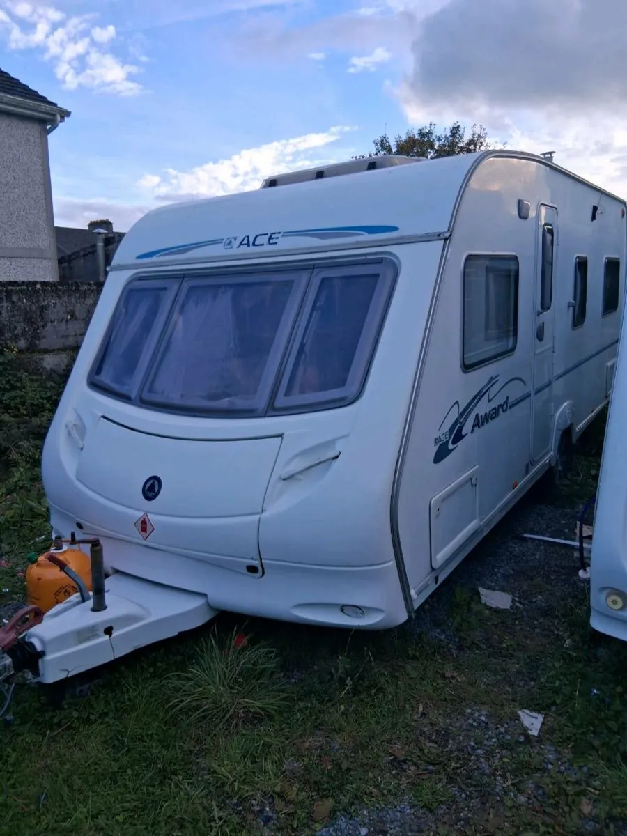 2008 Swift Ace caravan 4 Berth end bedroom - Image 2