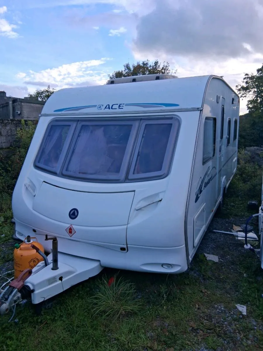 2008 Swift Ace caravan 4 Berth end bedroom - Image 3