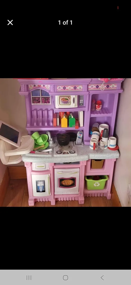 Little tikes kitchen