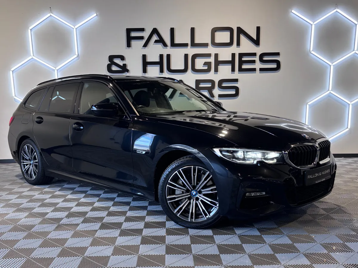 2022 BMW 3 SERIES 330e M SPORT AUTO HYBRID ESTATE - Image 1