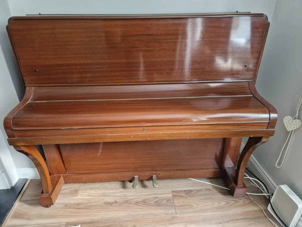 Piano - Image 2