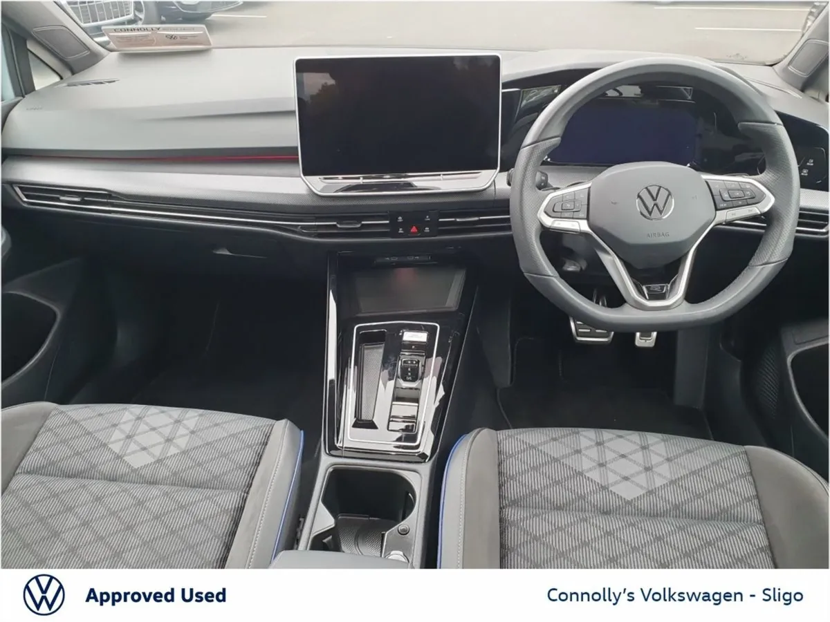 Volkswagen Golf Rline 1.5tsi Mhev 150HP - Image 3