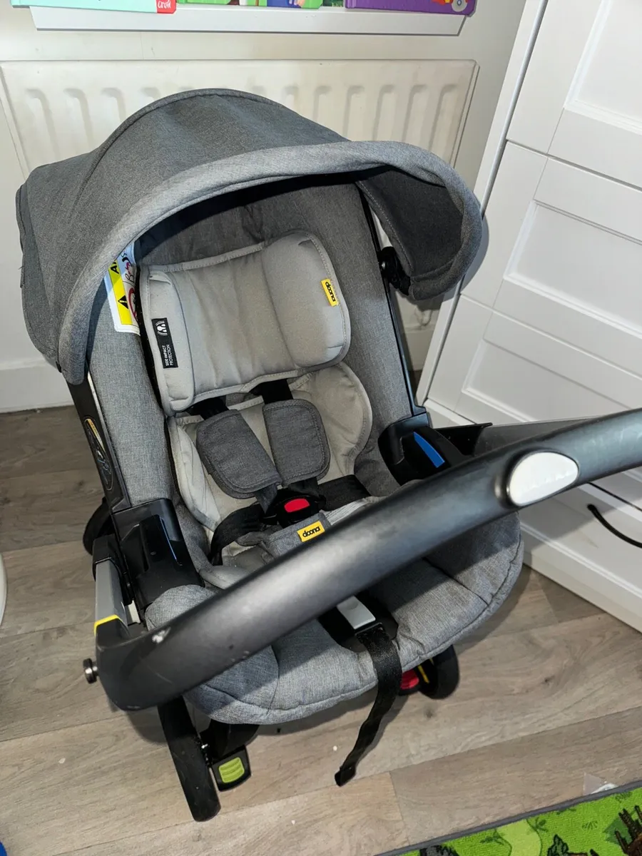 Donna car seat & rain cover - Image 2