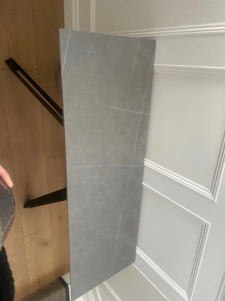 FREE Console table/ collection Dublin 6 - Image 4