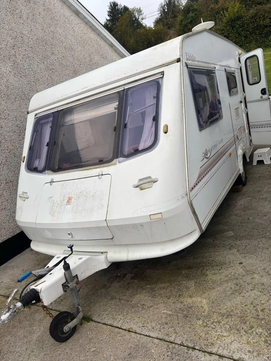 2004 Eddies caravan - Image 1