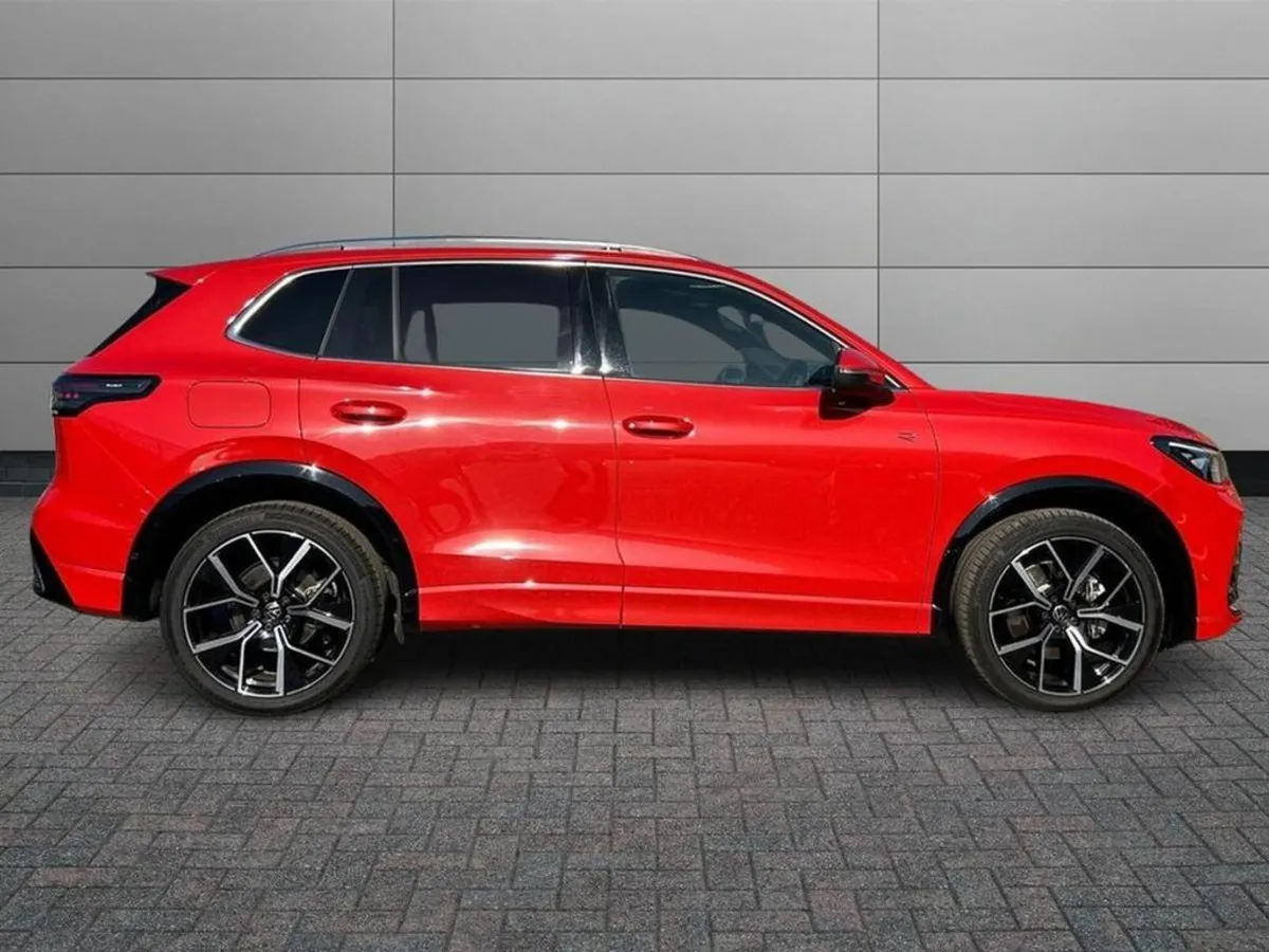 Volkswagen Tiguan 2.0 TDI 150HP R-line DSG Panora - Image 2