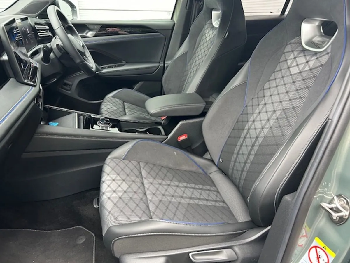 Volkswagen Tiguan 2.0 TDI 150HP R-line DSG Panora - Image 4