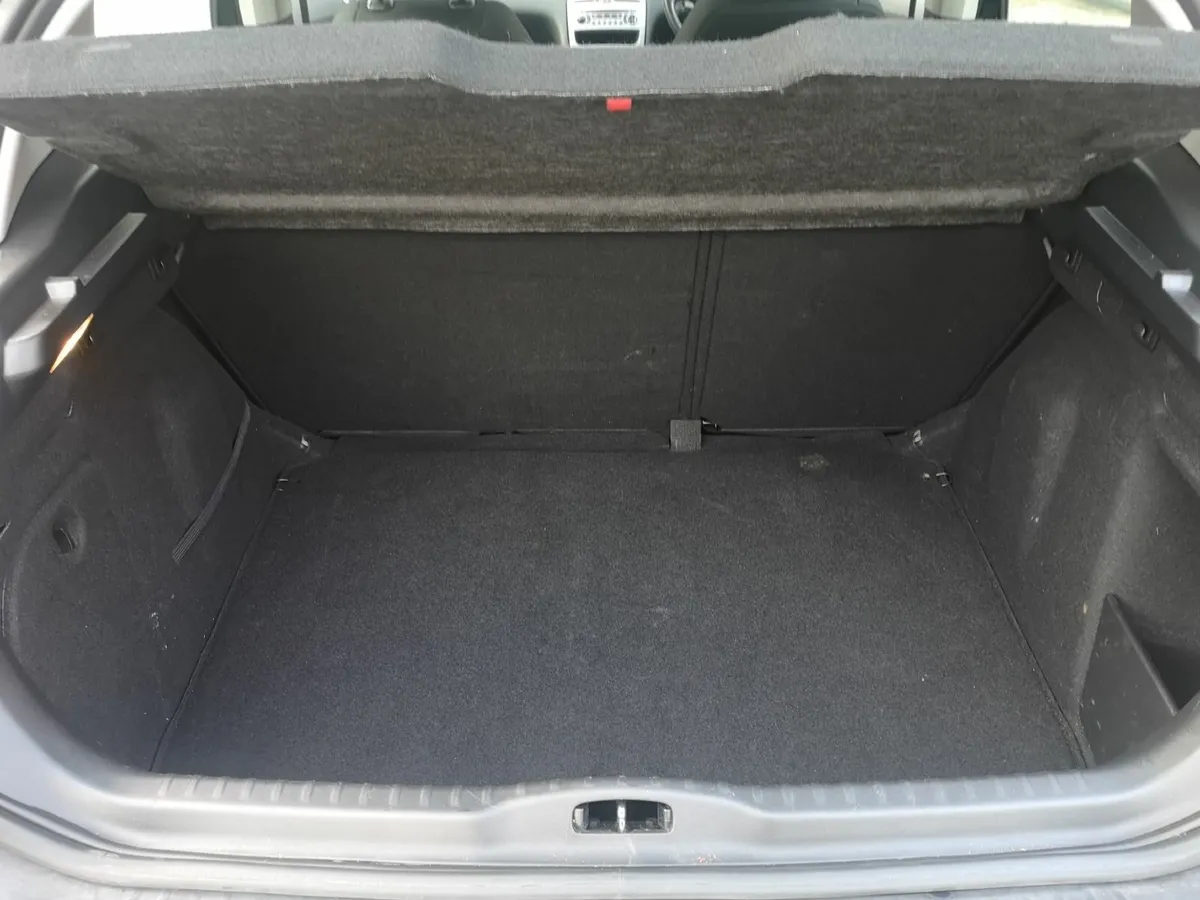 Peugeot 308 2010 - Image 4