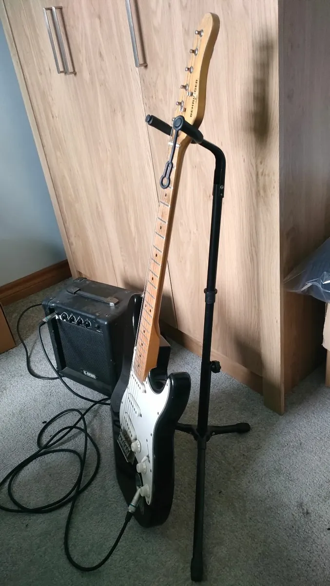 Electric Guitar, Amp & Stand - Image 2