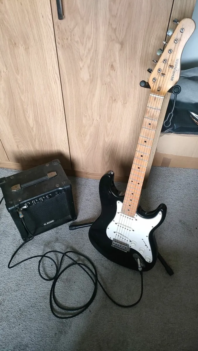 Electric Guitar, Amp & Stand - Image 1