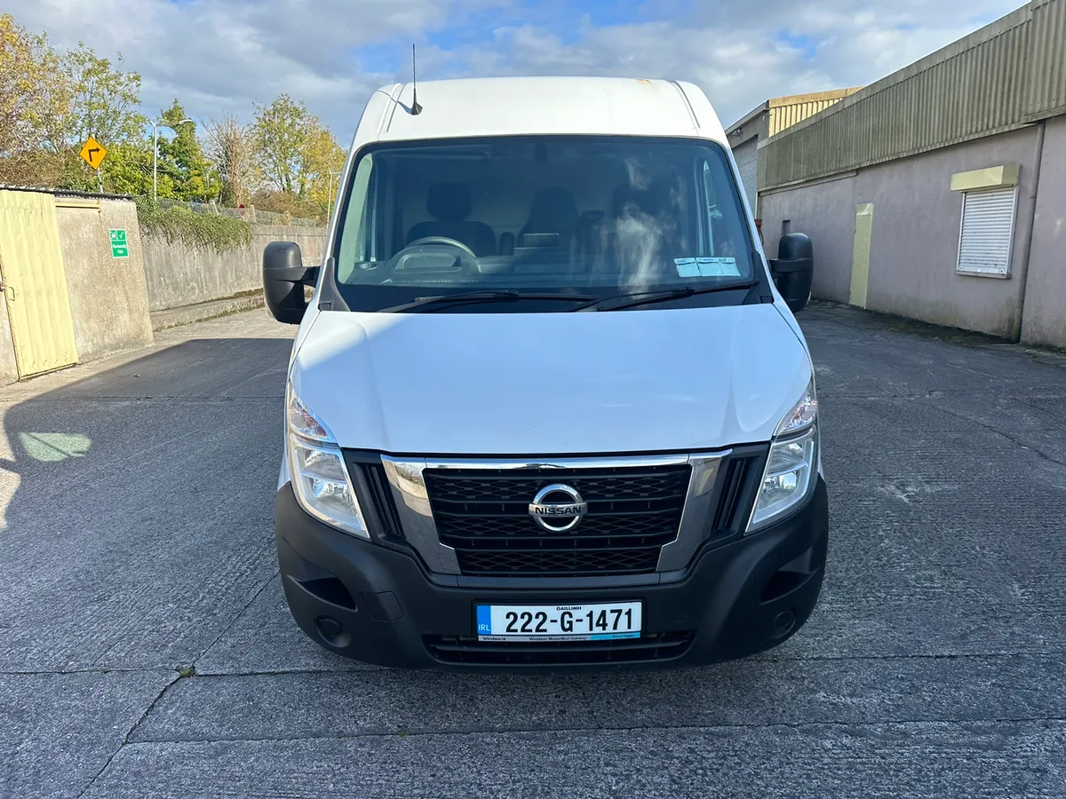 22 Nissan NV400 2.3Interstar twinwheel extra long - Image 2