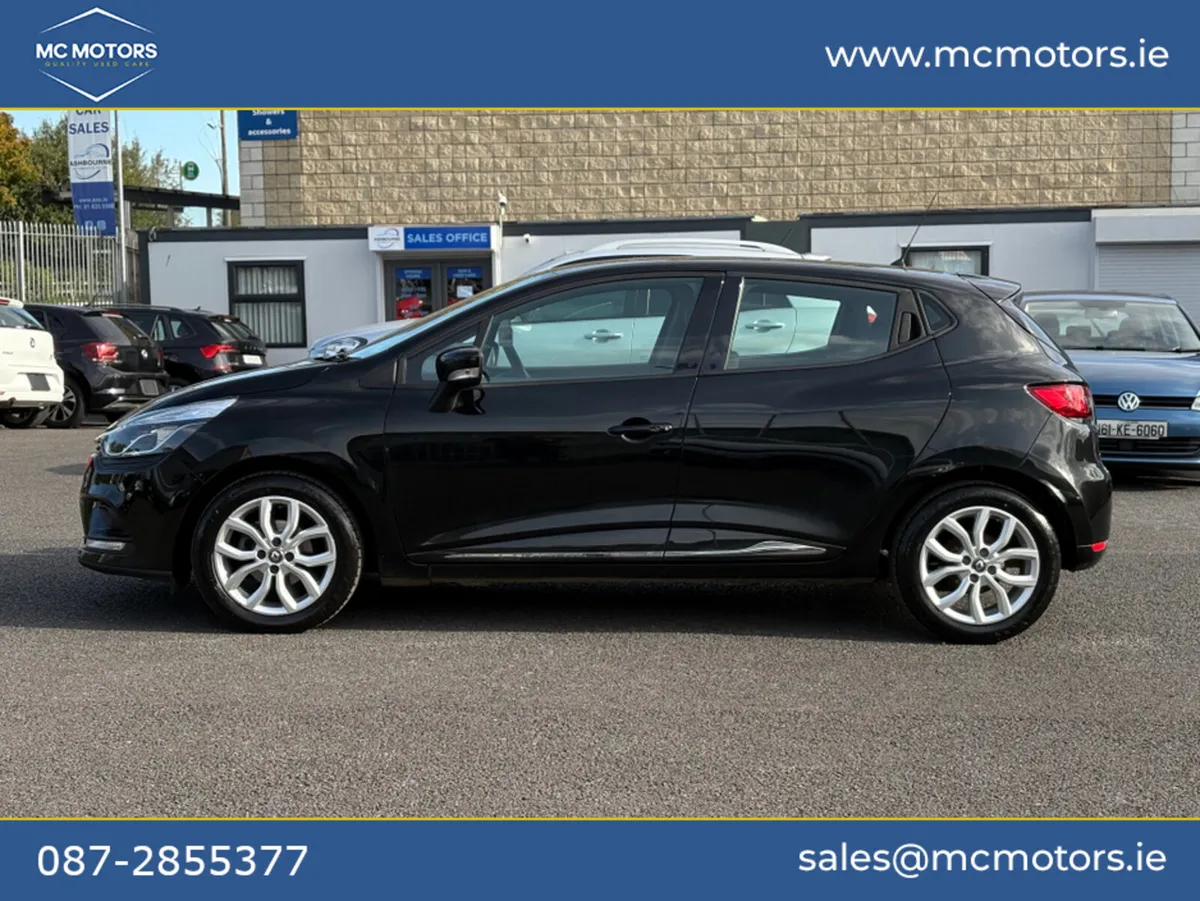 Renault Clio 12 MONTH WARRANTY + NCT  + 2 PREVIOUS - Image 3