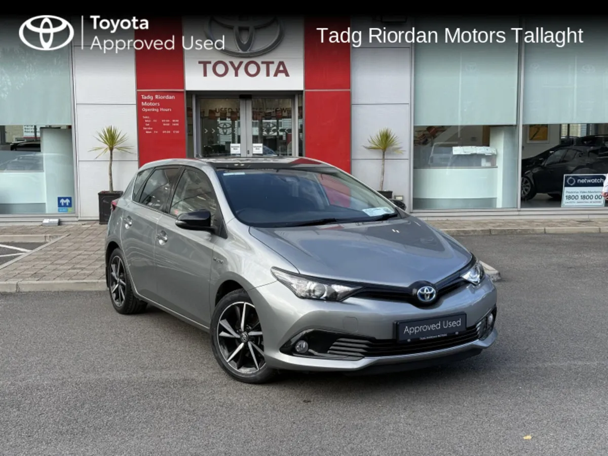 Toyota Auris HYBRID LUNA SPORT - Image 1
