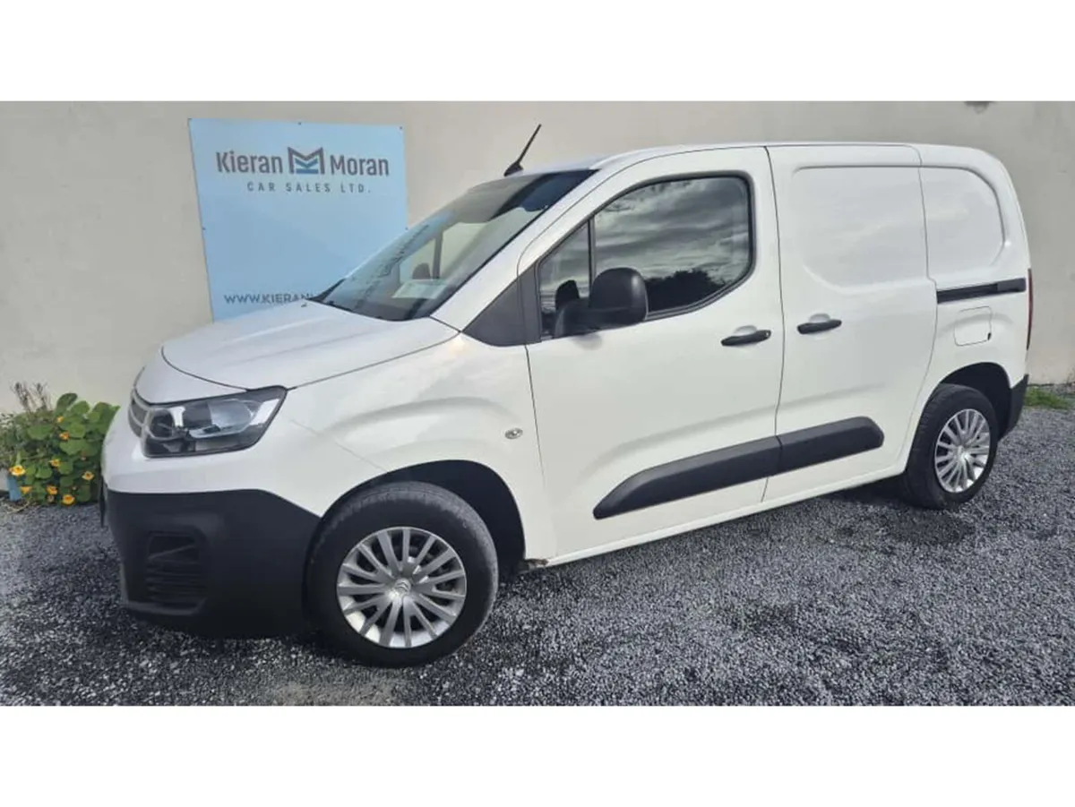 Citroen Berlingo LX BLUEHDI 75 MWB 650 650KG 3DR - Image 1