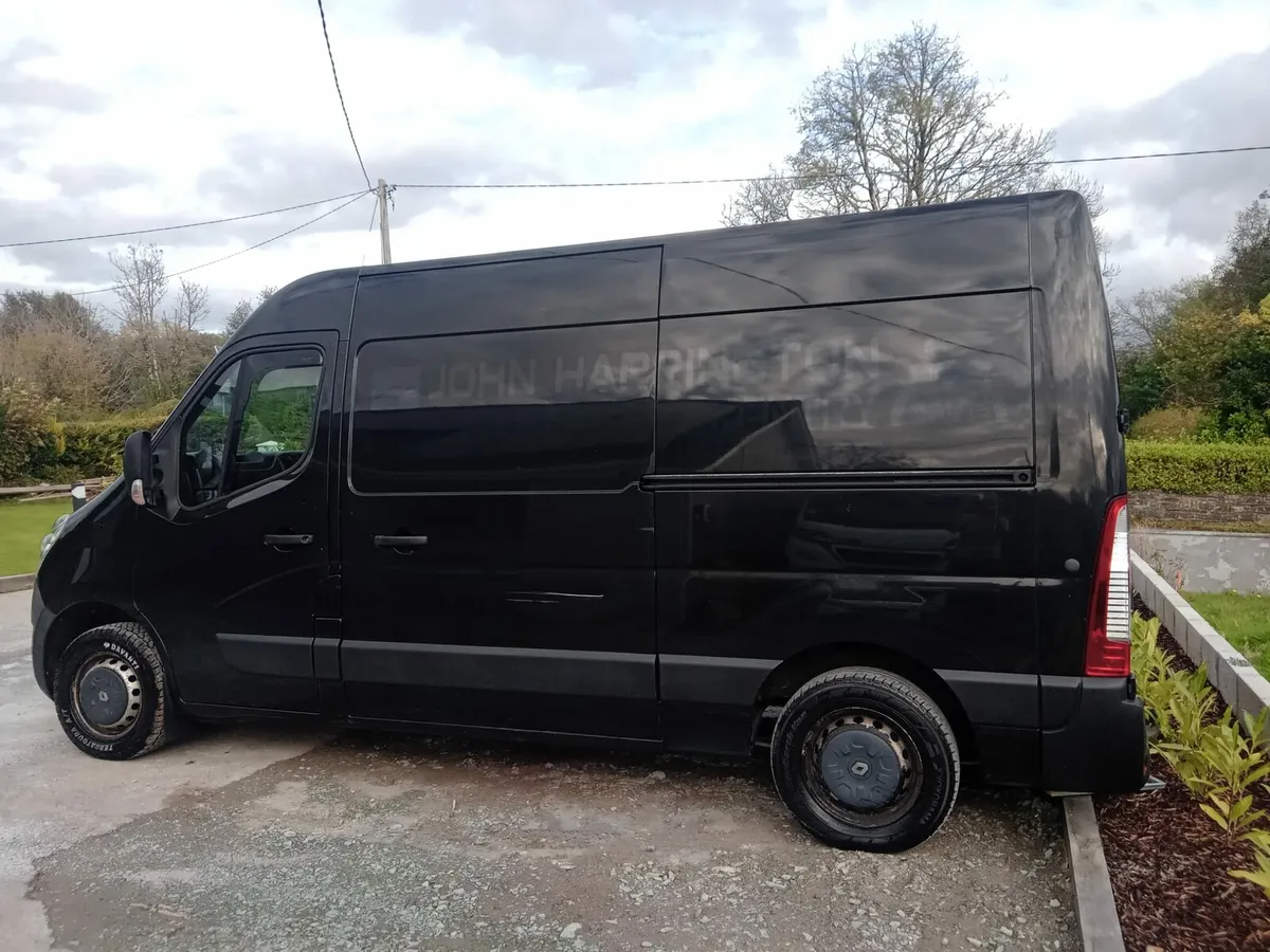 Renault master van - Image 2