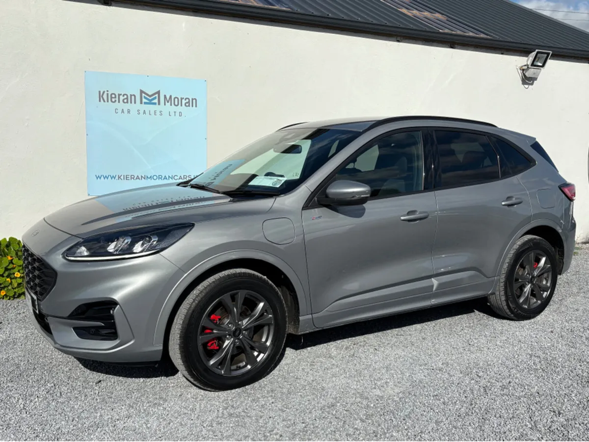 Ford Kuga ST-LINE 4DR - Image 1