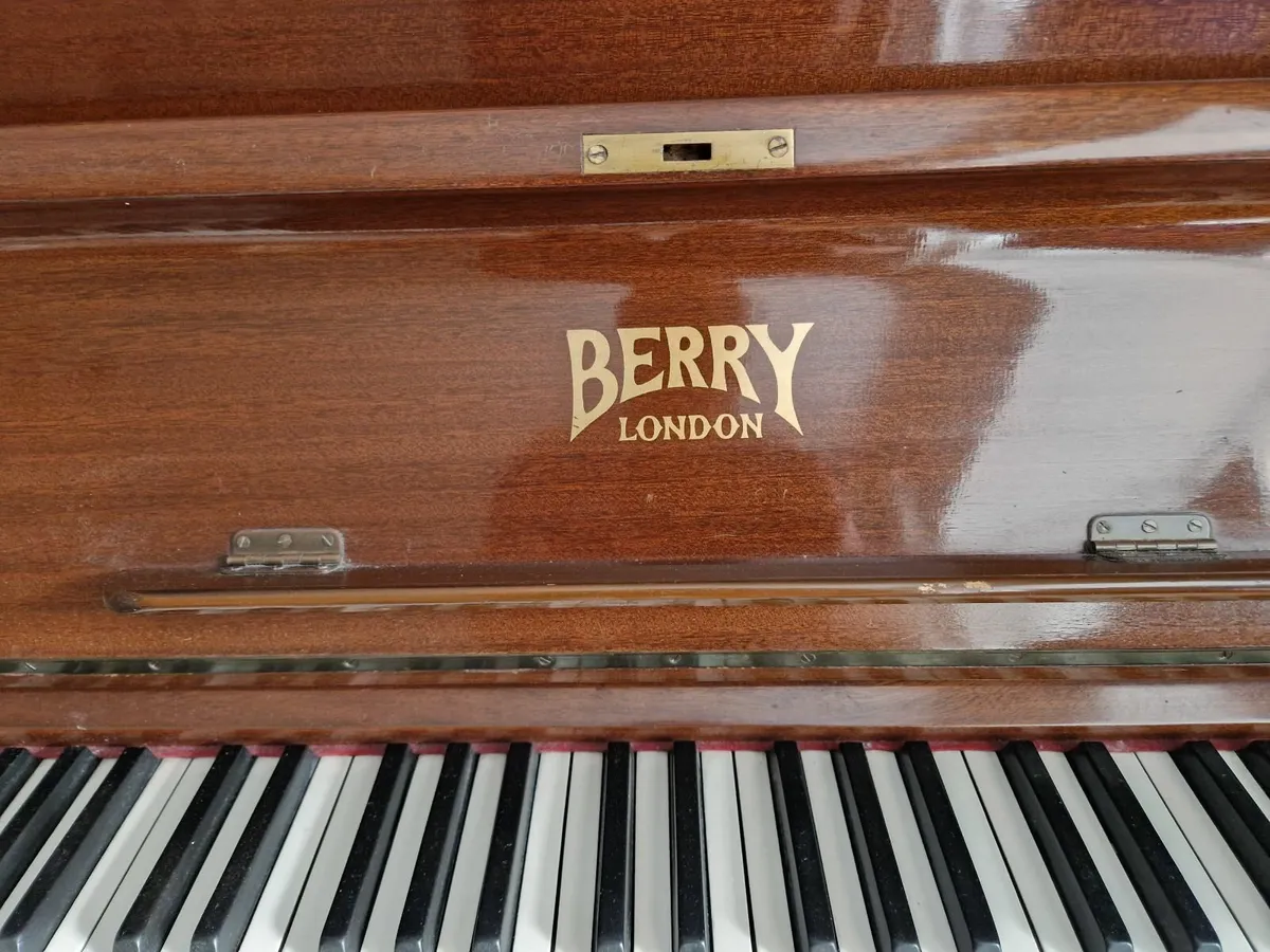 Piano - Image 4